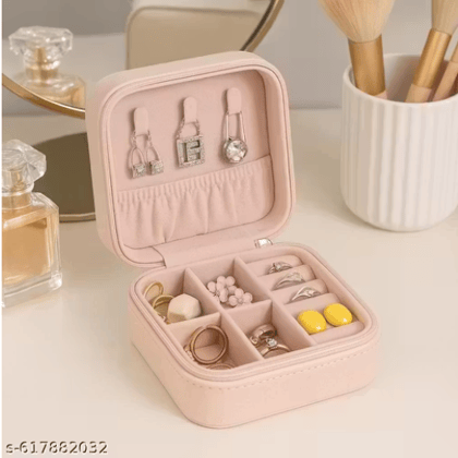 VYSTA Peach Travel Jewelry Organizer Box | Compact Velvet Jewelry Case for Rings, Earrings & Necklaces | Portable Travel Storage Box for Women