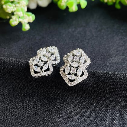 Ad Moana Studs-Silver