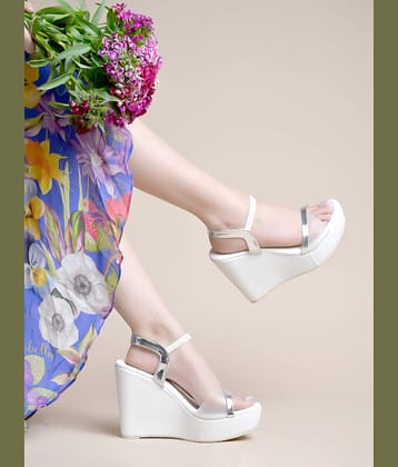 Shoetopia White Women's Sandal Heels