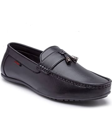 Action - Men's Tassel