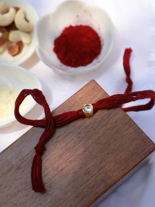 Siddh Kundan Rakhi-Red