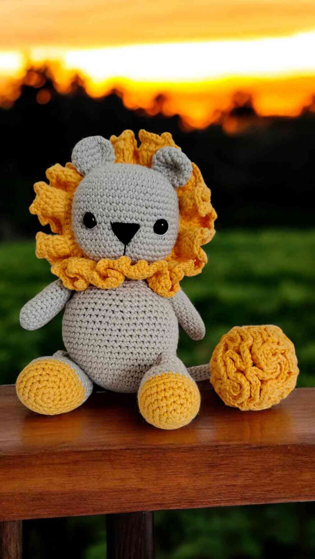 CraftKari King Lion crochet toy