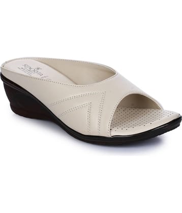Liberty - Beige  Women's Slipper