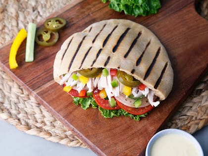 Smoked Chicken Pita Pocket
