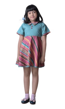 DE CHEVALERiE en Rouge - Sandpiper Coral Frock - Pink 5- 6 Years DE CHEVALERiE en Rouge - Sandpiper Coral Frock - Pink 5- 6 Years