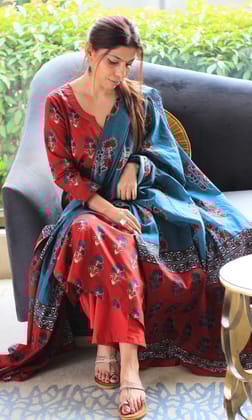 Cotton Red & Blue Boota Print Suit Set with Cotton Printed Dupatta-2XL
