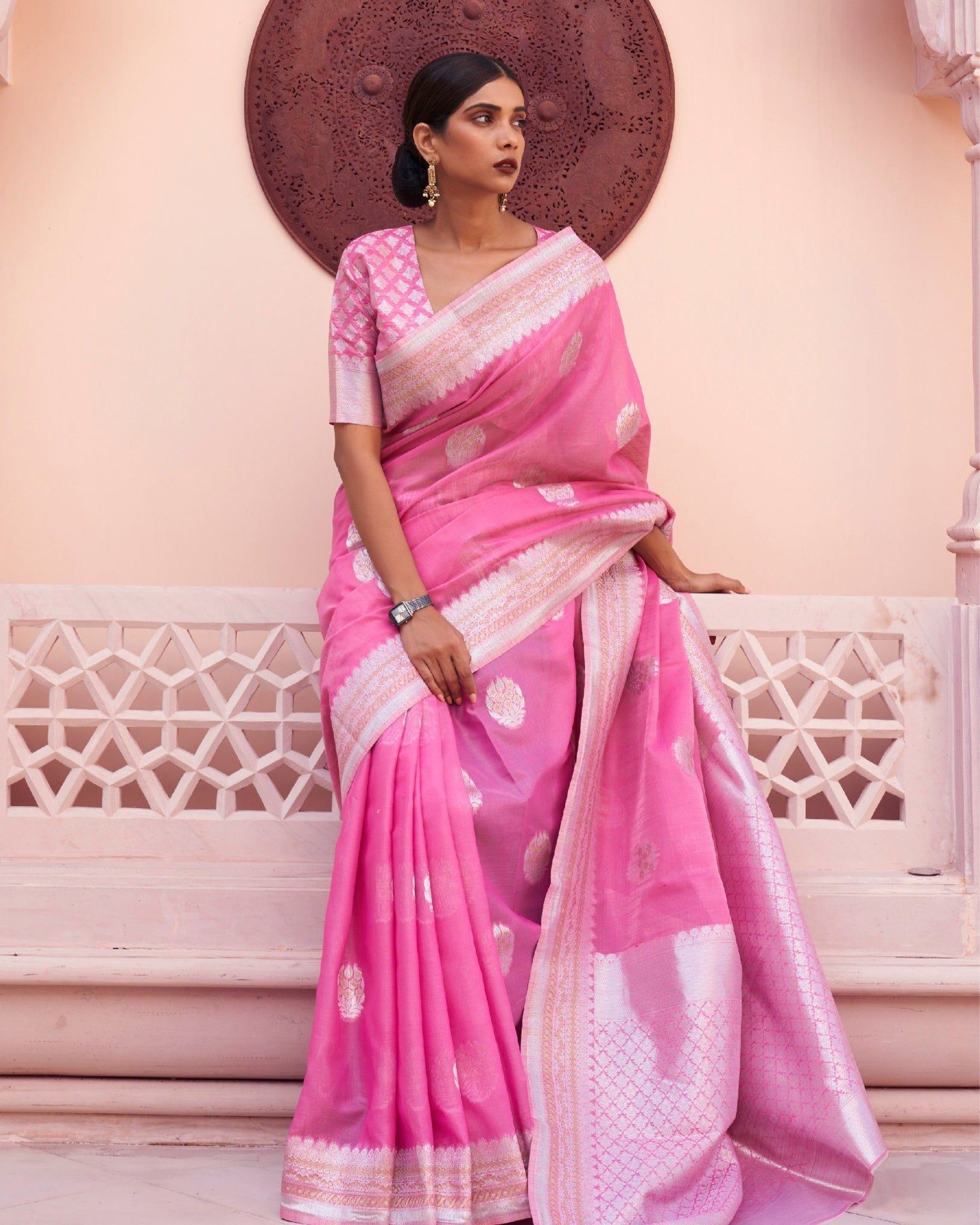 Gunja Kavuni Silk Linen Flamingo Pink Saree