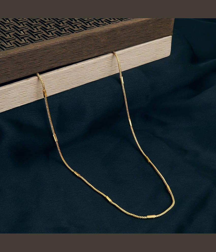Fashion Frill Designer Golden Chain Thin Light Weighted Gold Plated Gold Chain For Men Boys  28 Inches