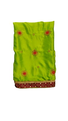 Exquisite SILK SAREE for a Regal Look