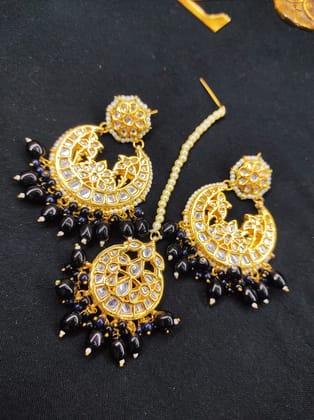 ZEVAR I High Quality Kundan Earrings With Maangtika