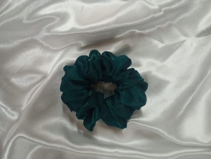 Aesthetic Hair Accessory Bundle  Multi-Pack Gentle Hair Ties  Set 3 PCS Random color