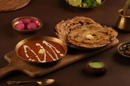 Dal Makhani With Paratha /Steamed Rice