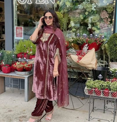 Premium Ethenika Winter Wear Velvet Suit-Free Size [Alters 38-44]