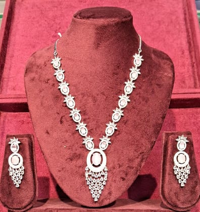 NECKLACE AD NECKLACE AD