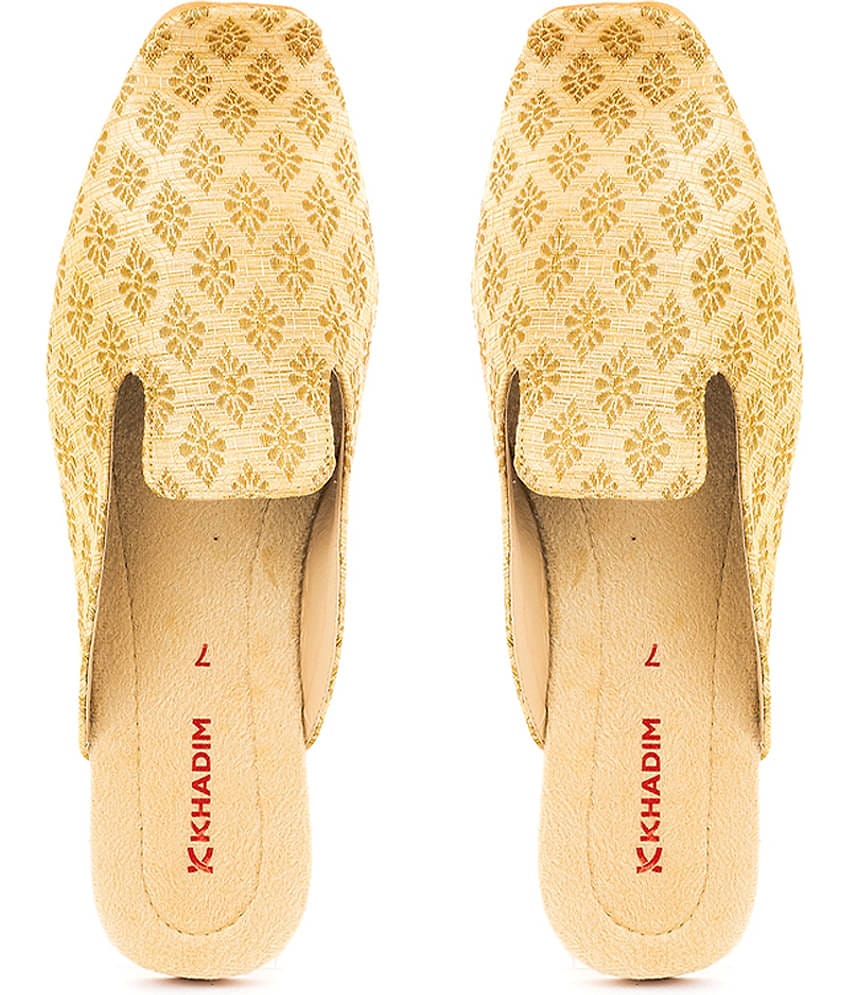 Khadim's - Gold Men's Jutti