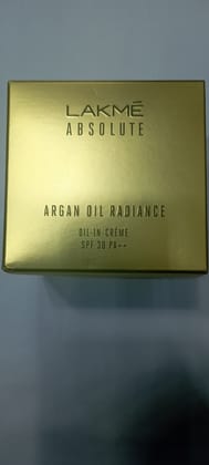 Lakme absolute argan oil radiance oil in creme spf 30 PA 50g