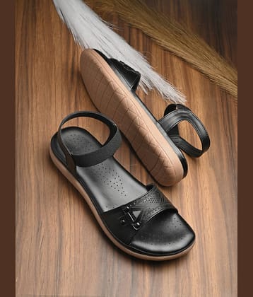 Footloose Black Women's Flats