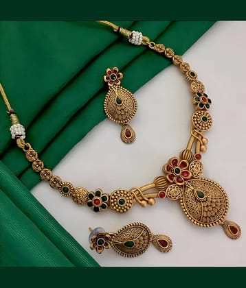 ROFARWORD Gold Brass Necklace Set ( Pack of 1 )