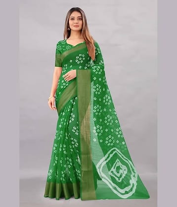 Saadhvi Cotton Blend Applique Saree With Unstitched Blouse Piece ( Green )