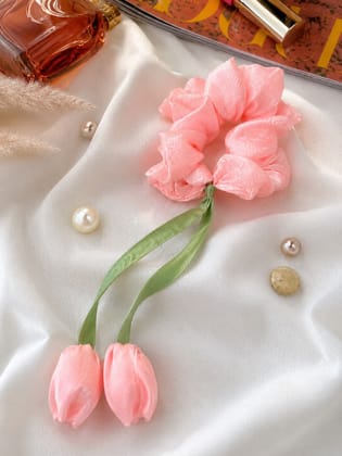 Ishkaara Bloomie Tulip Scrunchie Peach