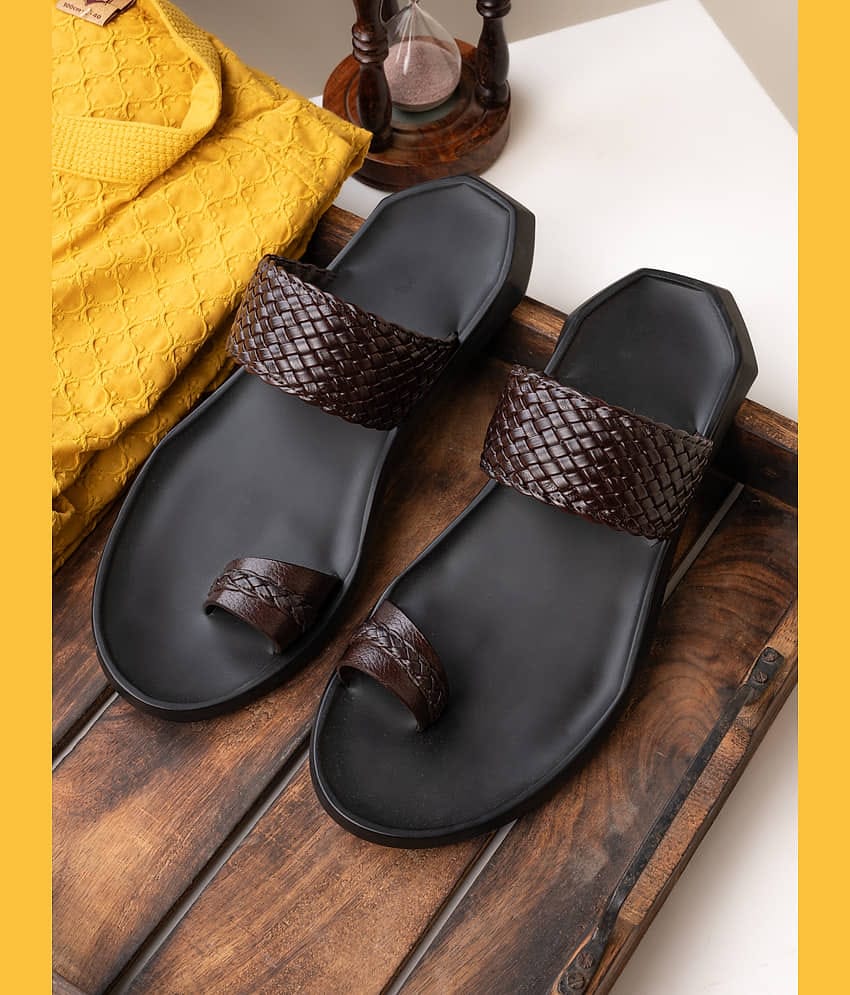 Fentacia Brown Men's Kolhapuris