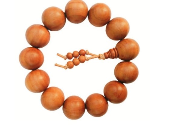 18 MM White Aus. Sandal Bracelet