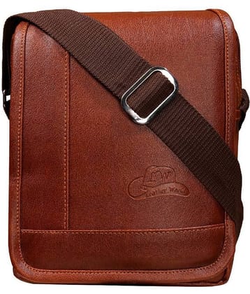 Leather World sling bg Tan P.U. 2 Ltrs Casual Messenger Bag