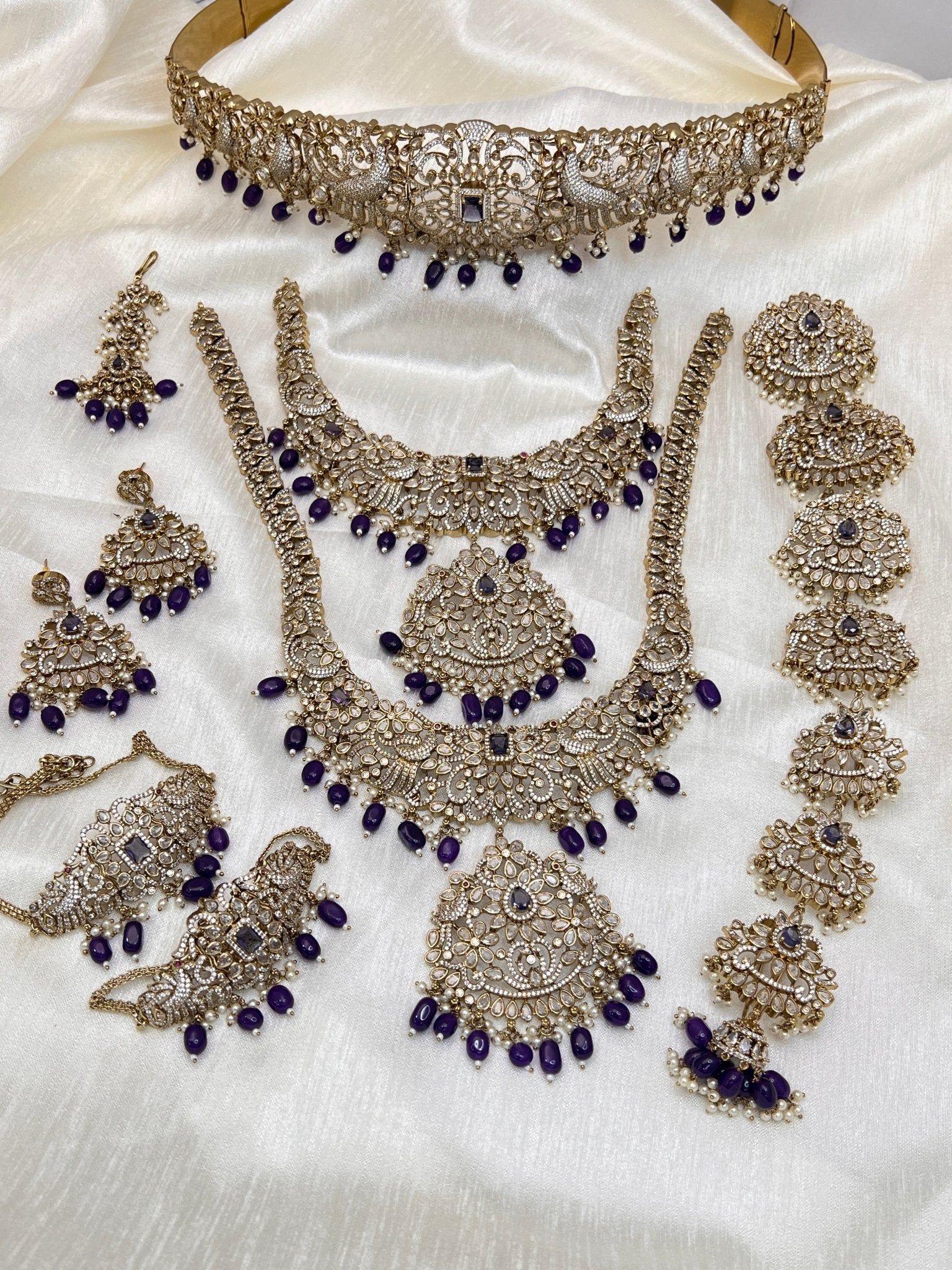 Victorian Bridal Set 8