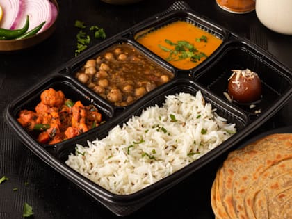 Deluxe Thali