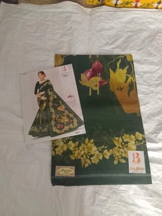 Elegant Floral Print Saree Set