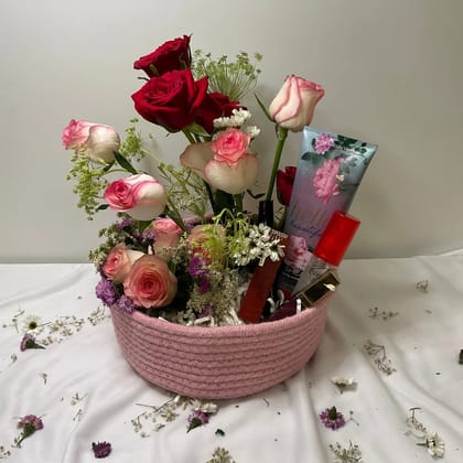 Make up basket