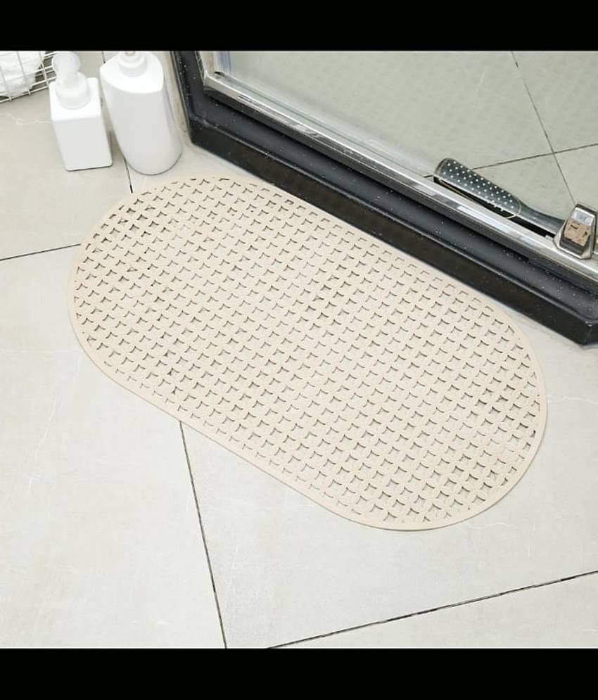 mahek accessories Anti-skid Plastic Bath Mat 50x80 cm ( Pack of 1 ) - Assorted