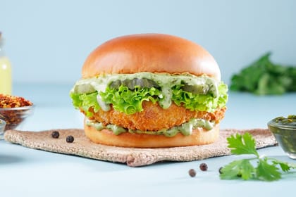 Chimichurri Crispy Chicken Burger