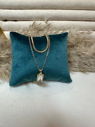Corporate Chic Necklace