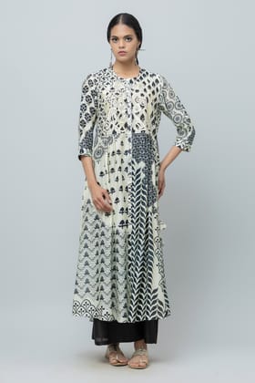 MANTHAN - BLACK-XS
