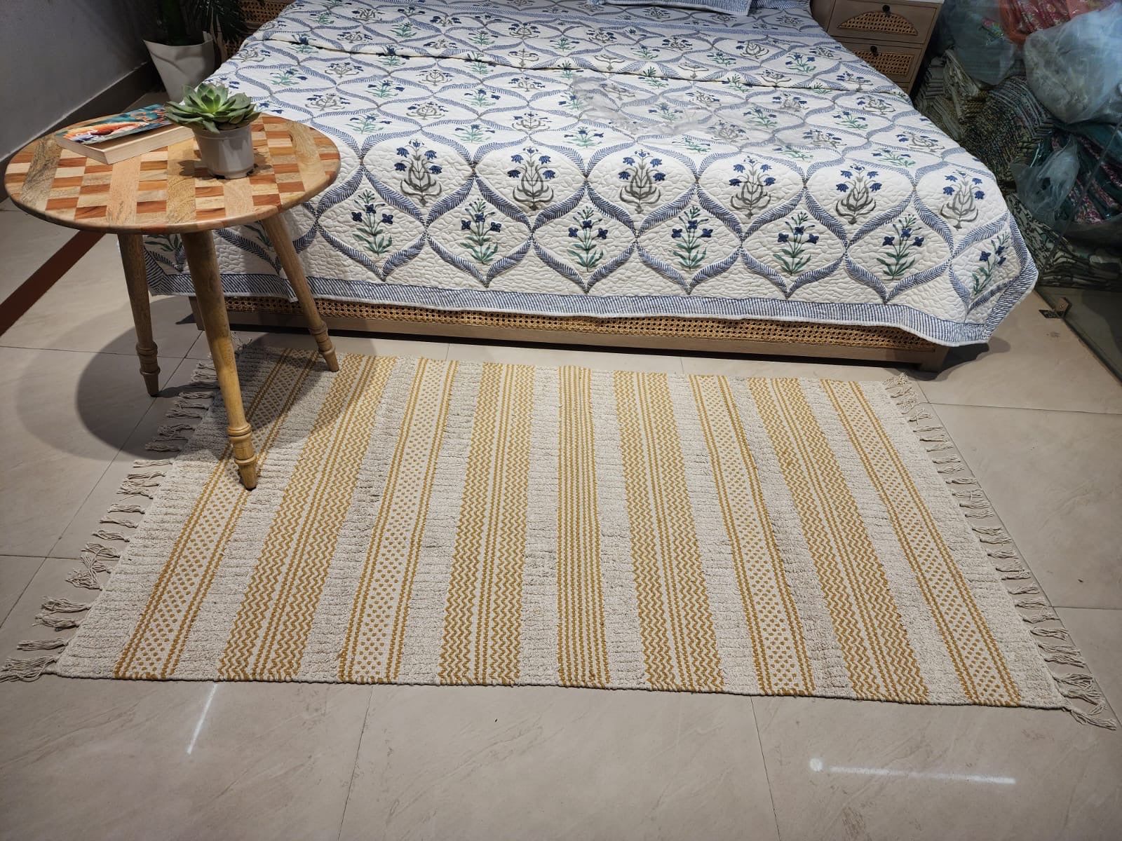 Self Pattern Cotton Rug - 5X3 ft-Solid / 5X3 feet