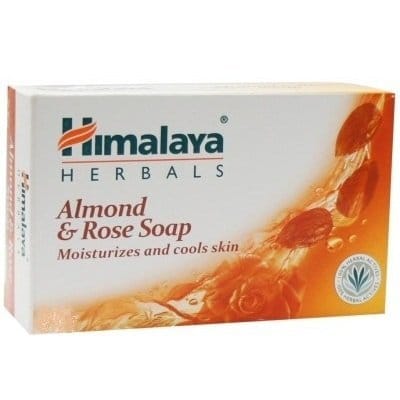 Himalaya Herbals Almond And Rose Soap (75g)