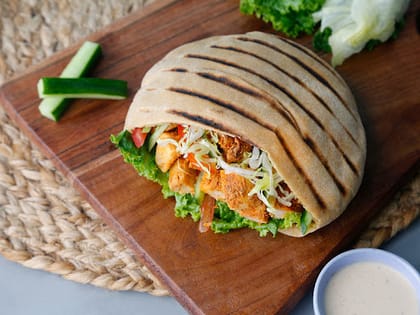Lebanese Chicken Pita Pocket