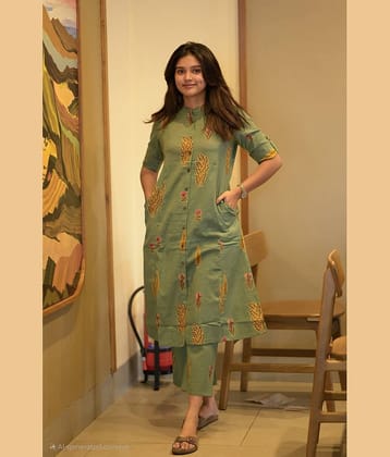 YAGNIK FASHION Women Cotton Blend Printed A-line Kurti With Pants ( Green )