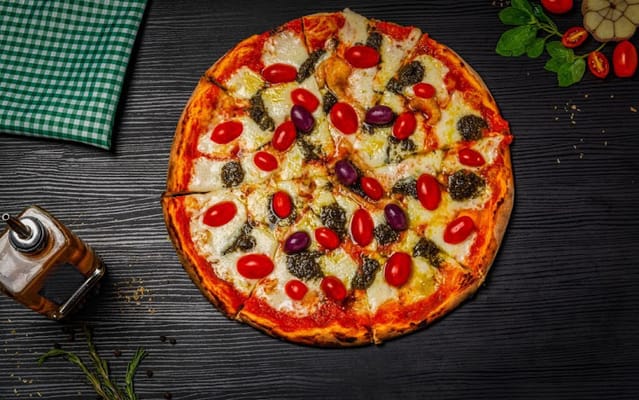 Gusto Pizza