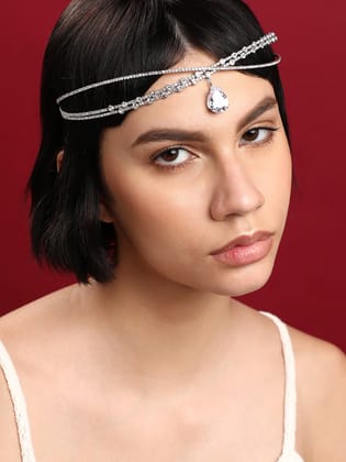 Regal Headpieces: The Glamour Of An Embellished Hairband-Head Jewellery