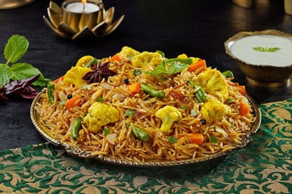 Spicy Subz-e-Biryani (Veg Dum Biryani)