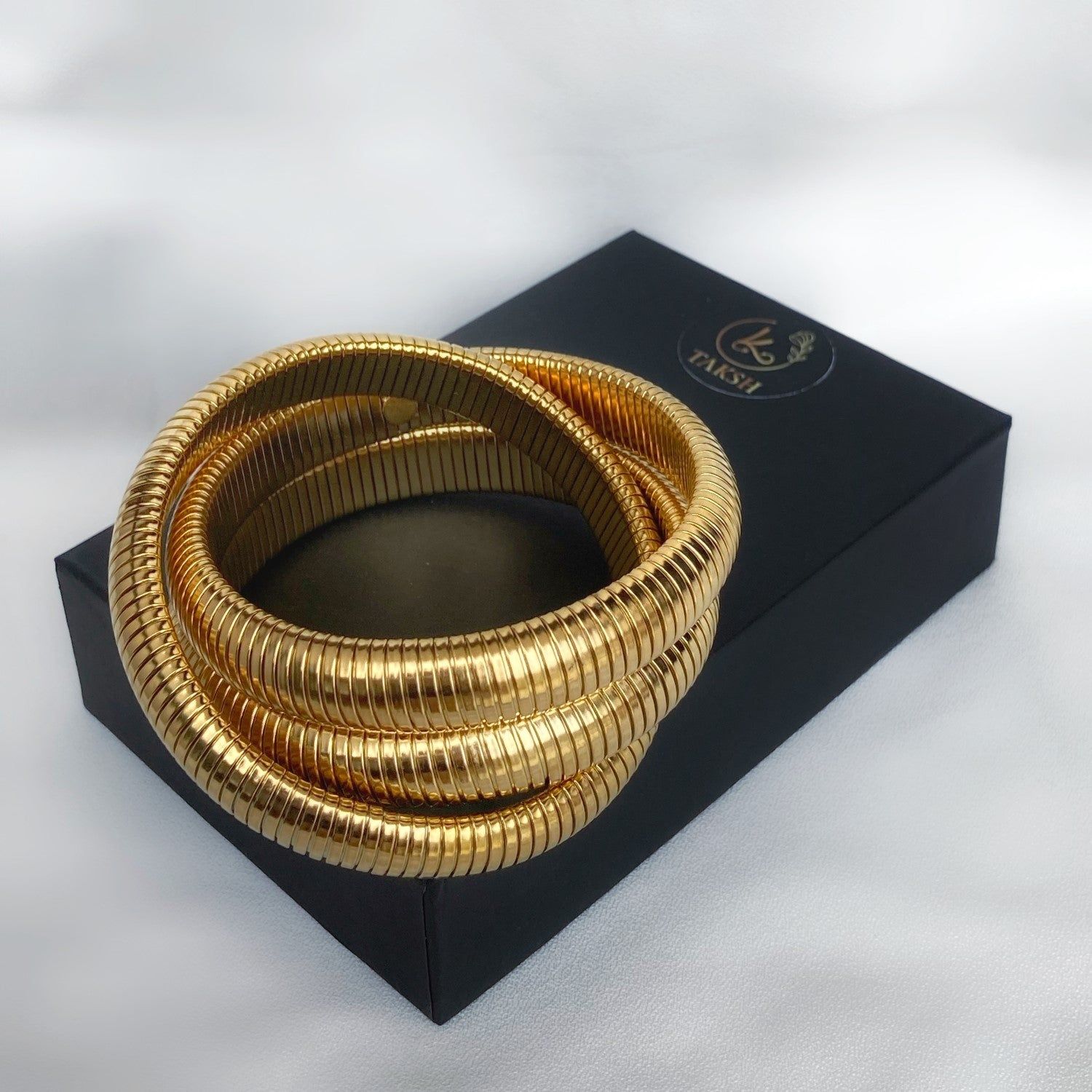 18k Gold Plated Chunky inter-wined triple layer bracelet-Stainless Steel / Golden / Single