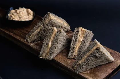 Island Bite Sandwich