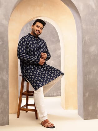 Men's Cotton Blend Ikkat Print Navy Kurta With White Pyjama-46