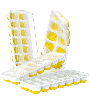 Crasts Ice Cube Maker Trays Light Green 4 Pcs