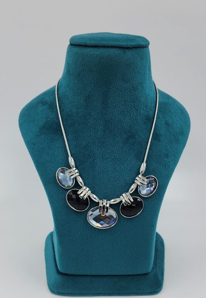 Necklace for women under 999rs