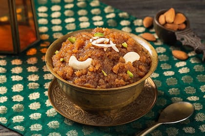 Moong Dal Halwa (100 Gm).