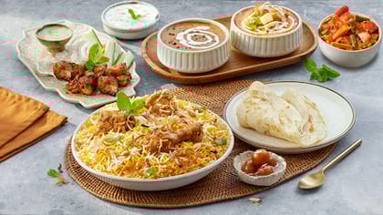 Premium Non-Veg Chicken Thali - Serves 1