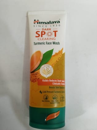 Himalaya Dark Spot Clearing Turmeric face wash Boosts skin radiance 